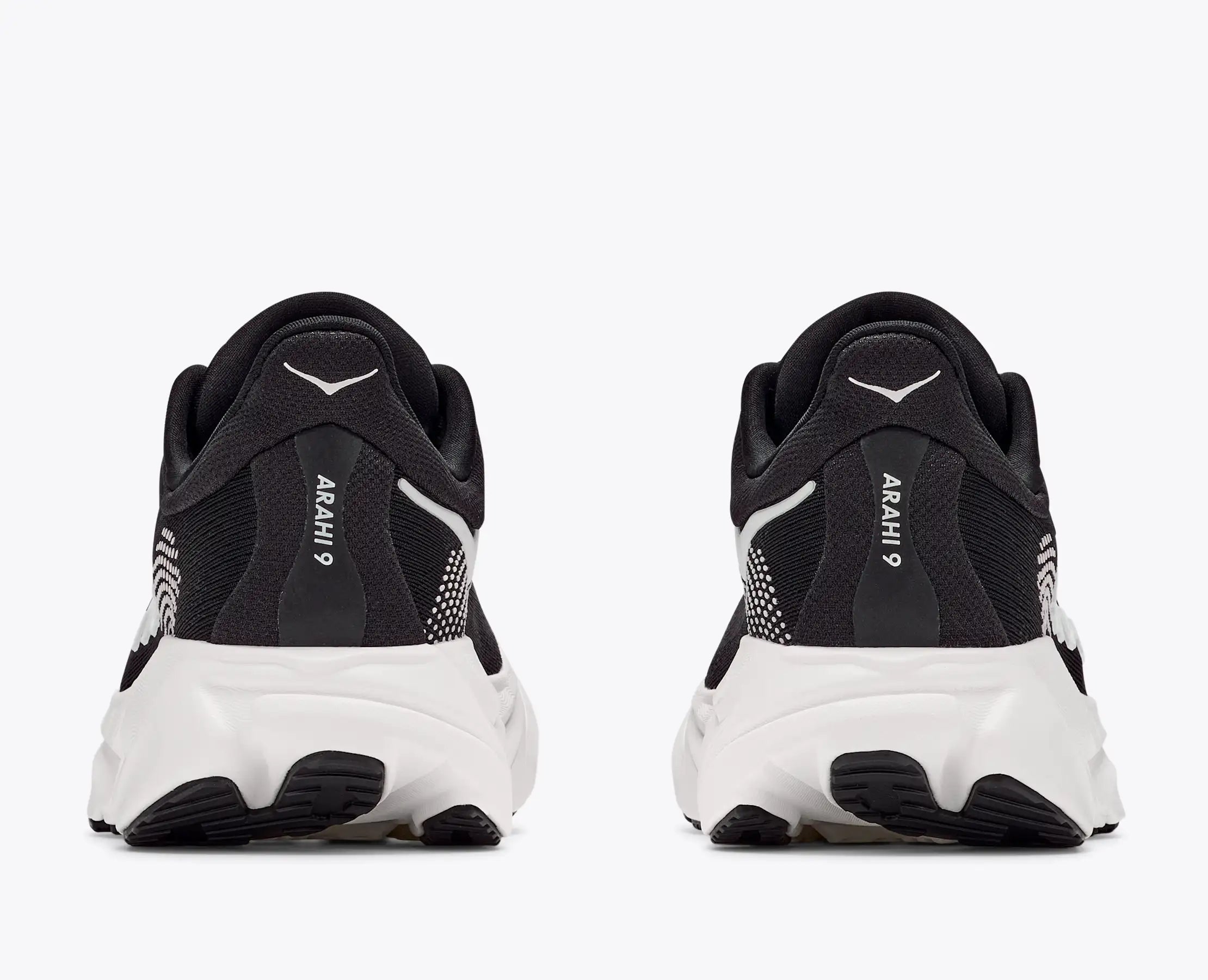Women's Arahi 9