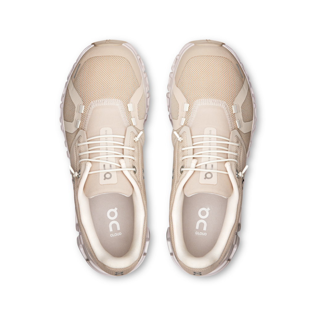 Women's Cloud 6