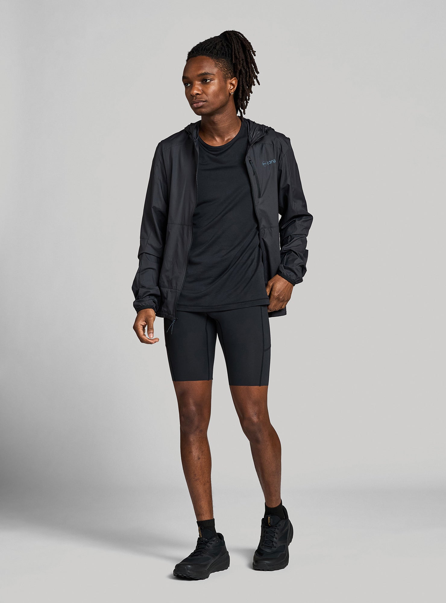M's Zephyrunner Wind Shell