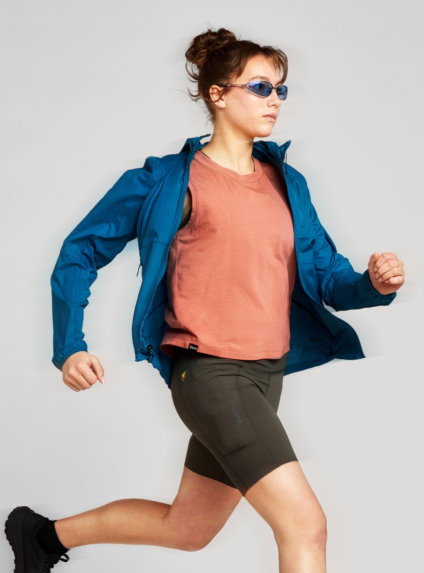W's Zephyrunner Wind Shell