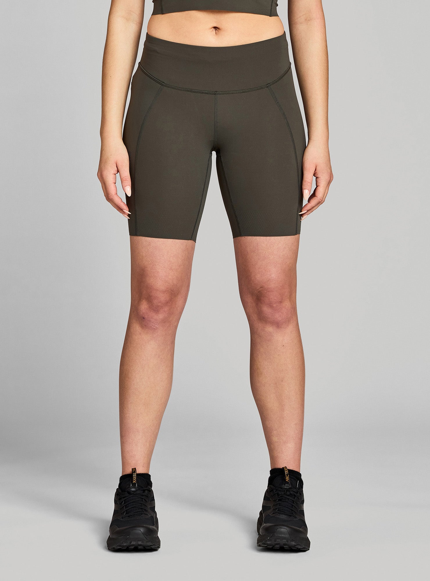 W's 7" Pace Short