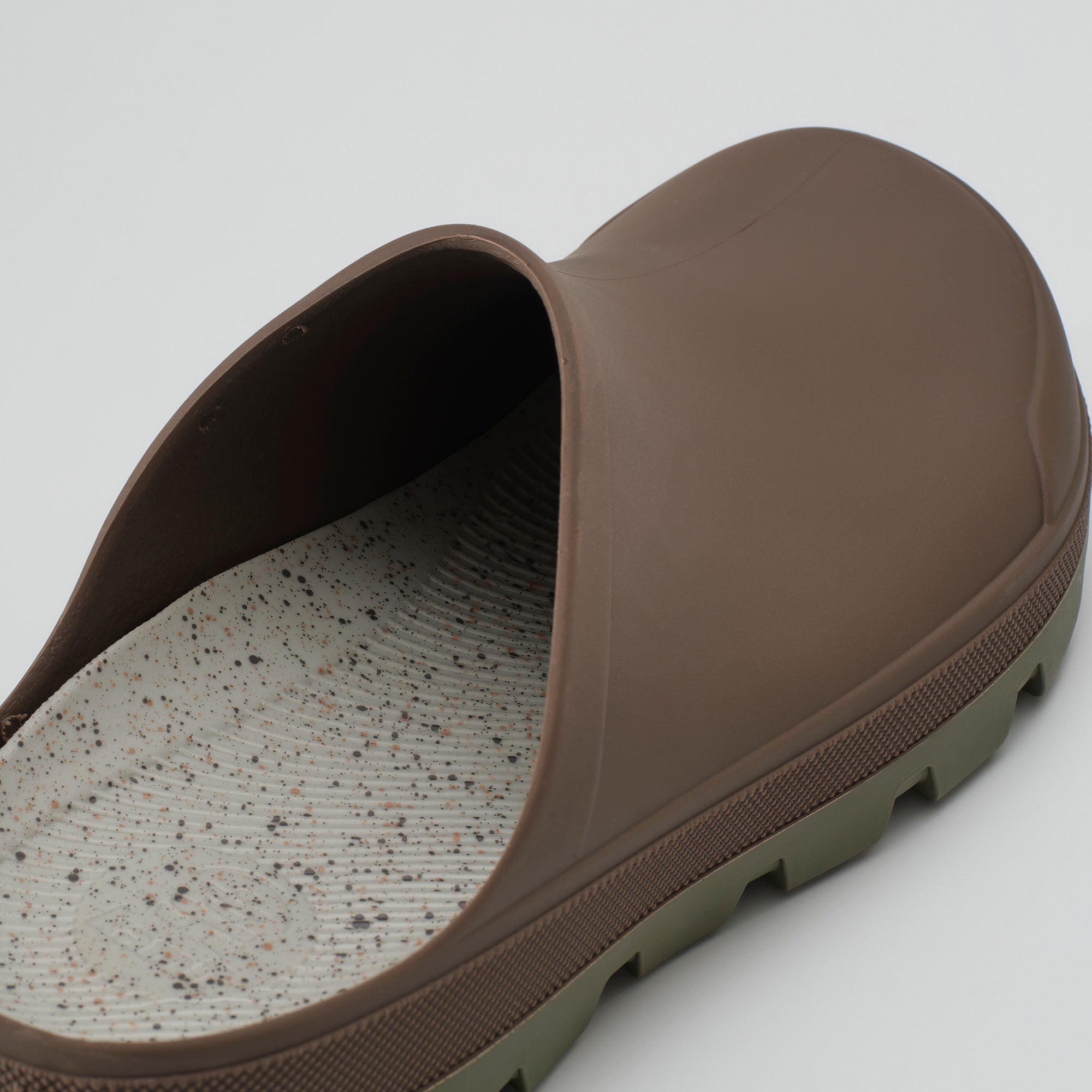 Nova - Clogs - Unisex