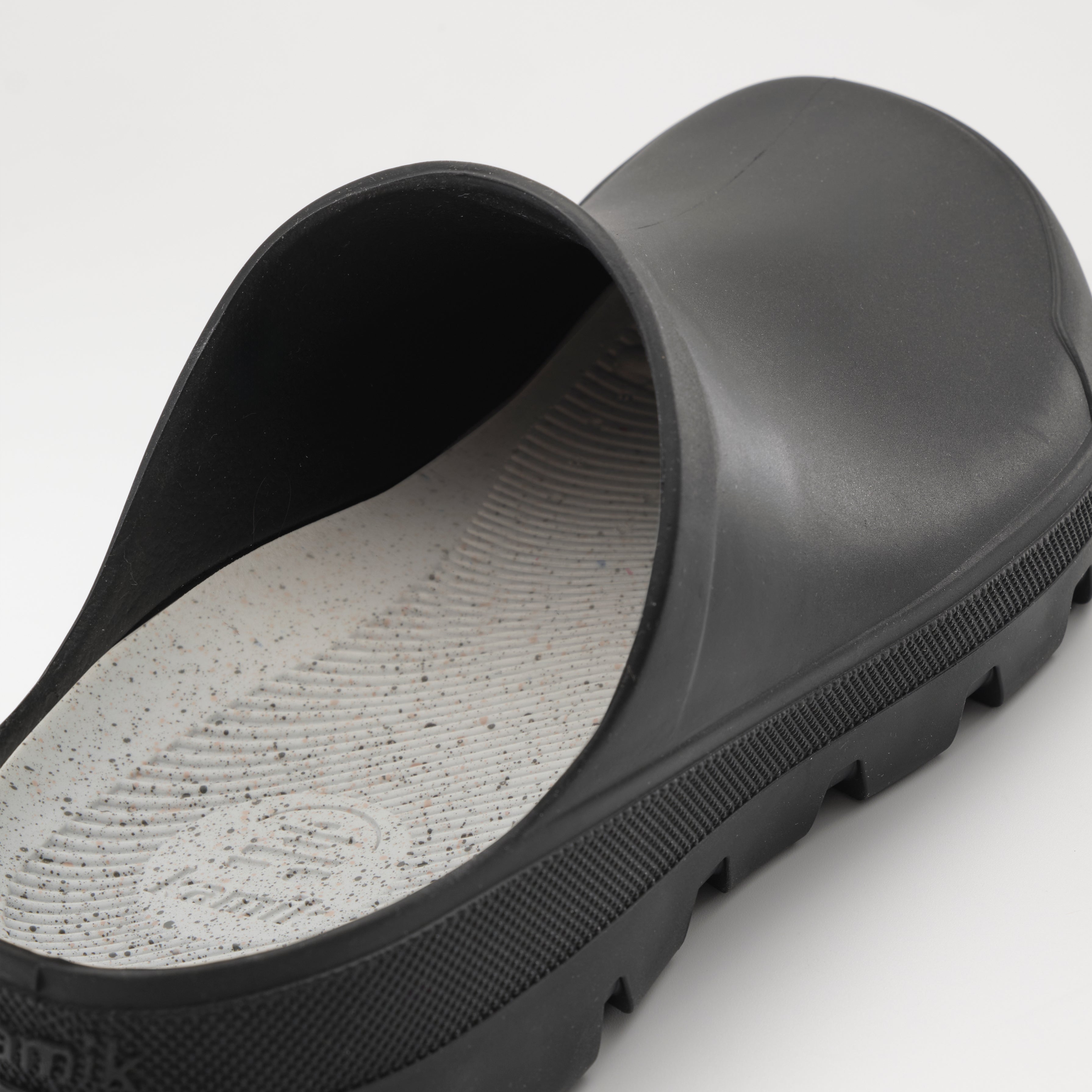 Nova - Clogs - Unisex