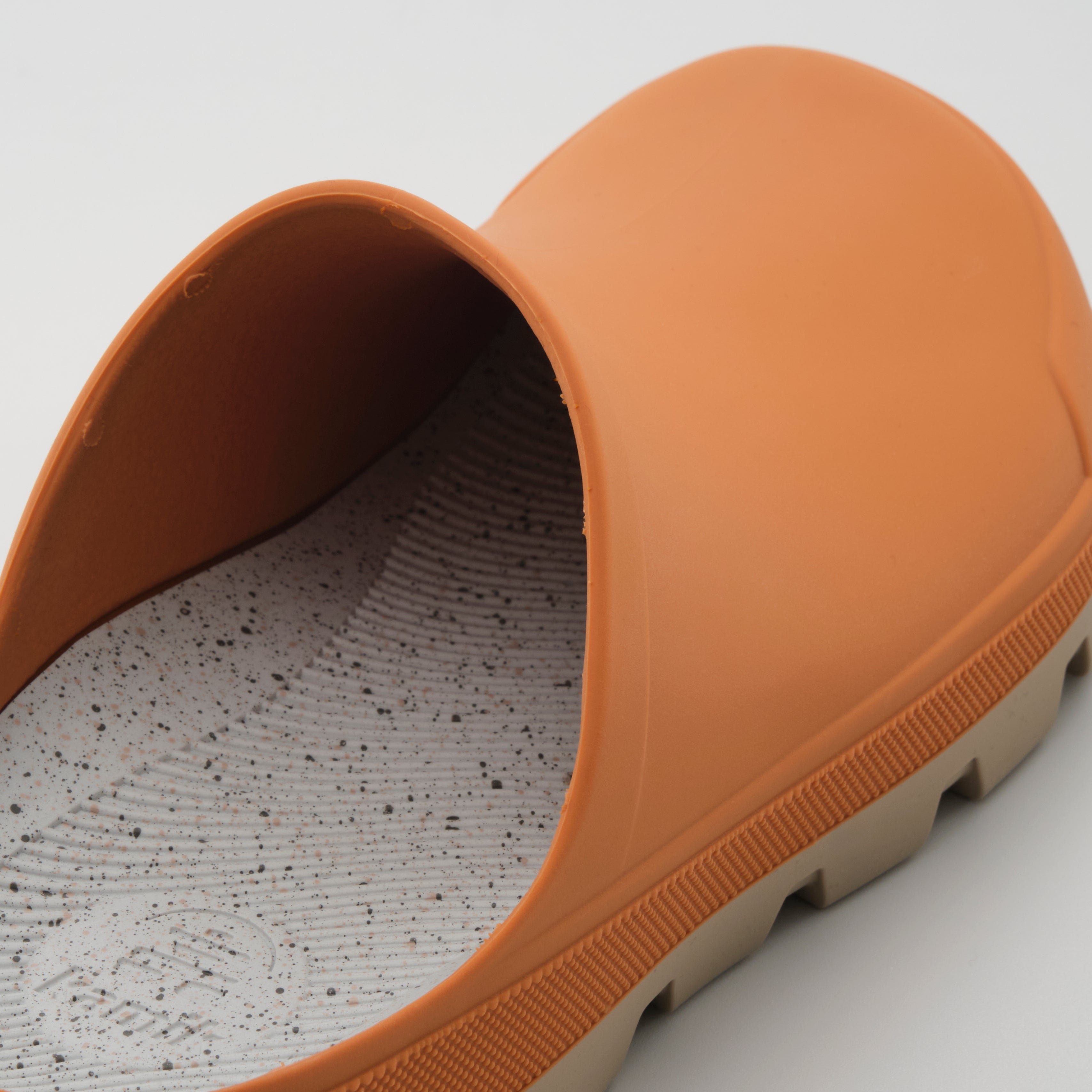 Nova - Clogs - Unisex