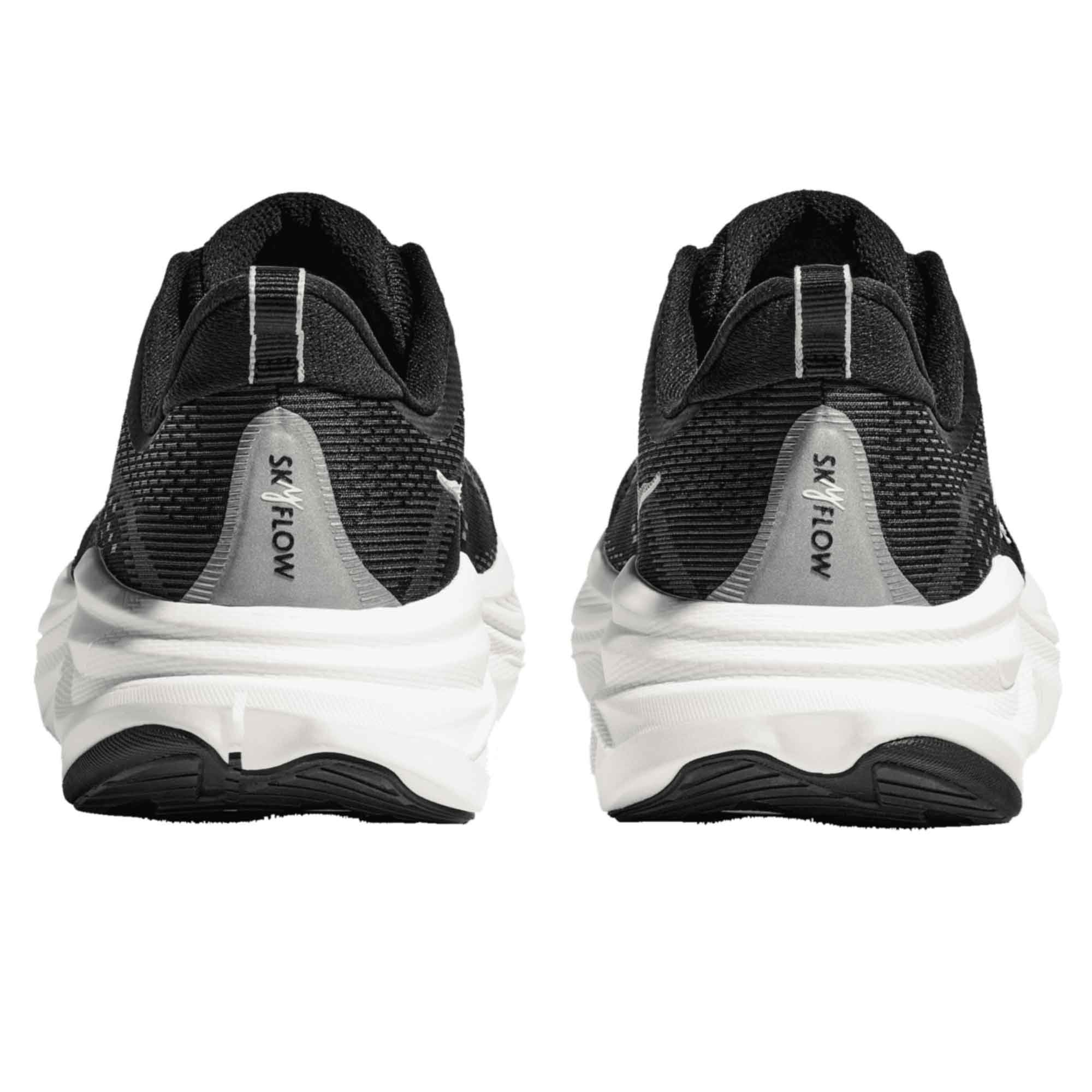 Skyflow Wide 2E Mens Running Shoes Black/White